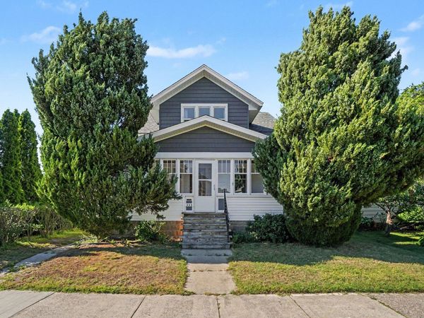 333 W 17th Street, Holland, MI 49423