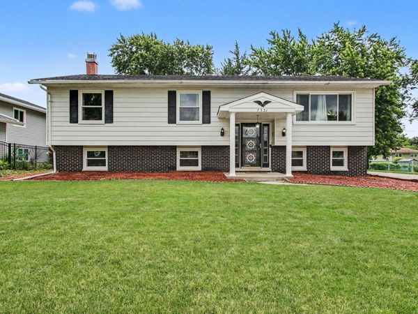 7331 W 83rd Lane , Crown Point, IN 46307