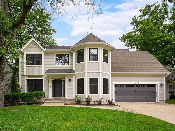 18870 W 116th Street, Olathe, KS 66061