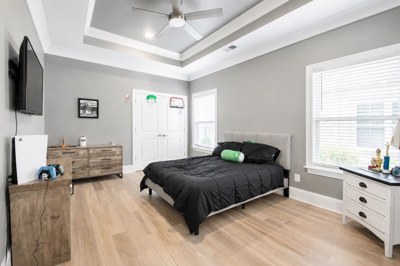 950 Bluffview Dr. Photo 39