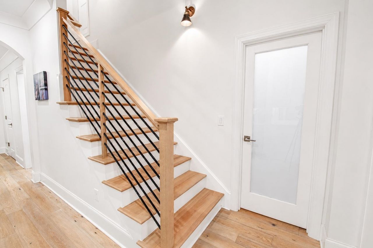 950 Bluffview Dr. Photo 40