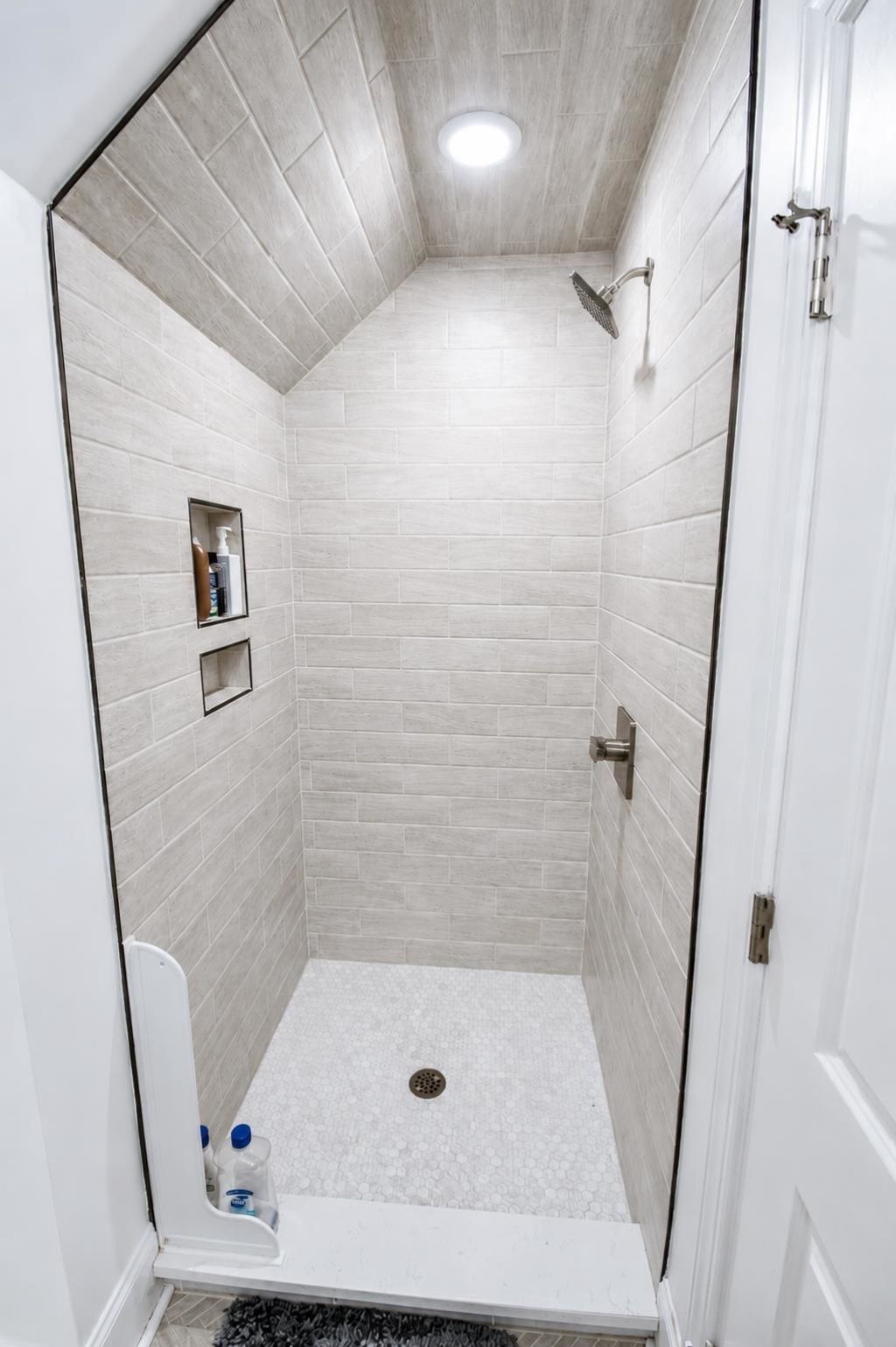 950 Bluffview Dr. Photo 44