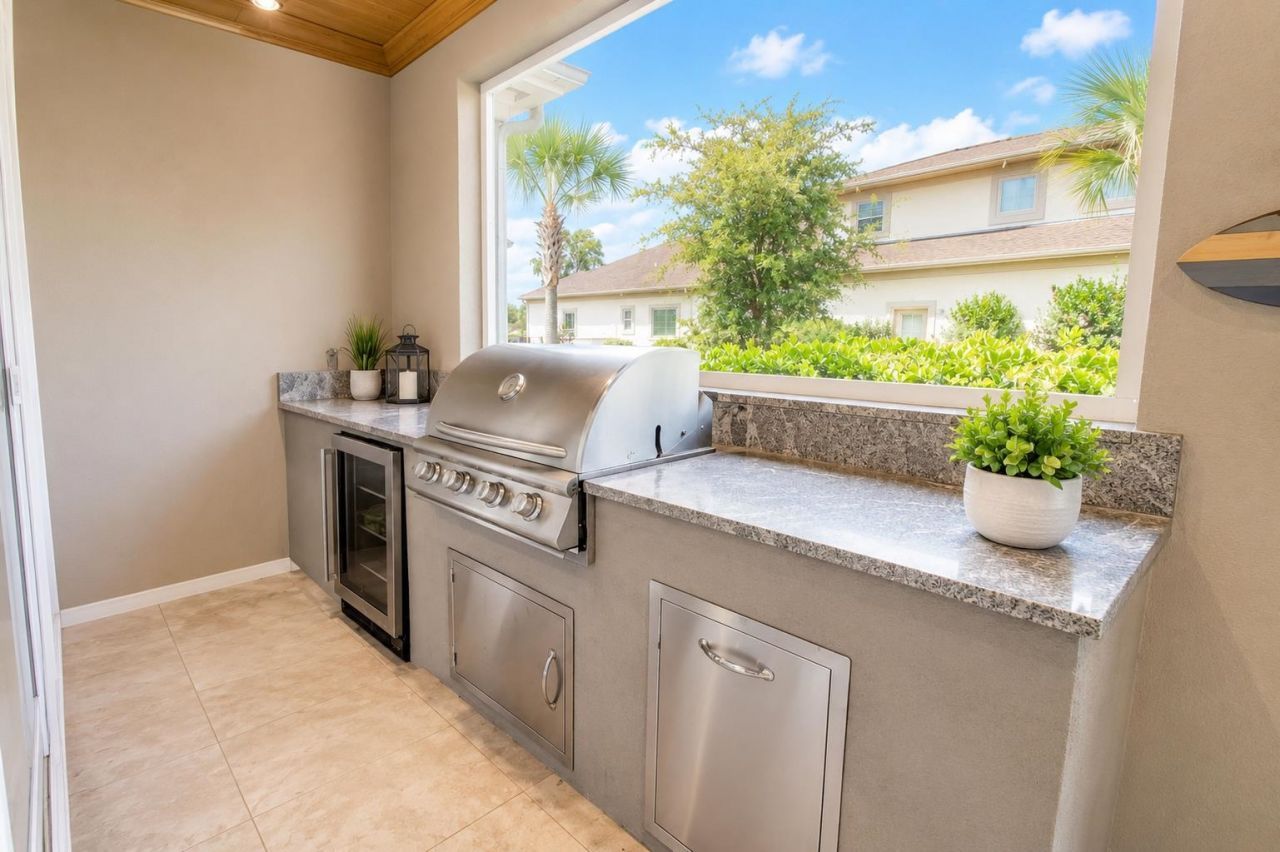 950 Bluffview Dr. Photo 48