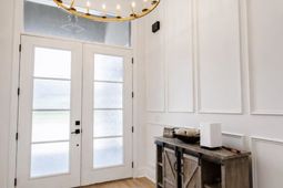 950 Bluffview Dr. photo 4