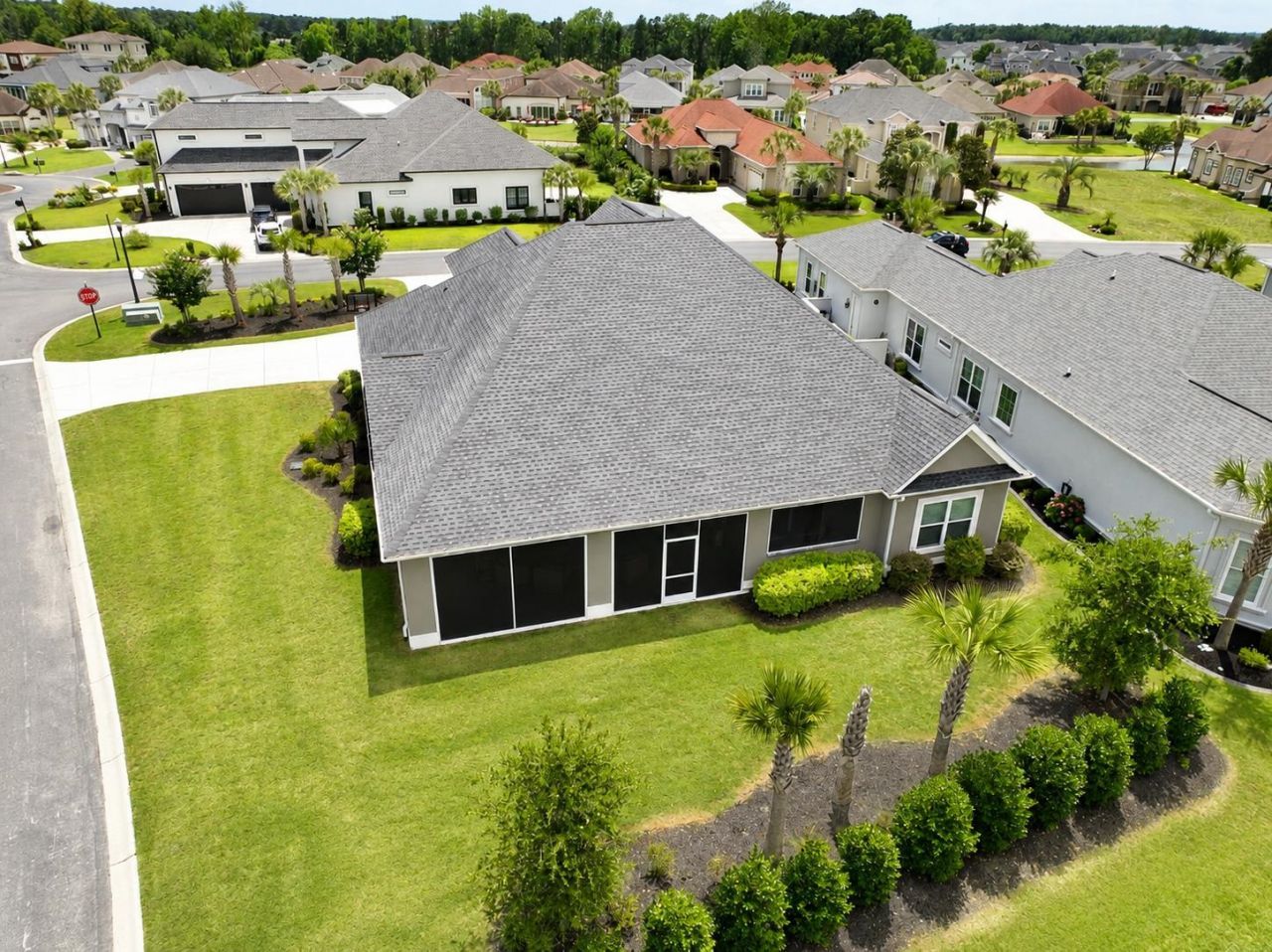 950 Bluffview Dr. Photo 50