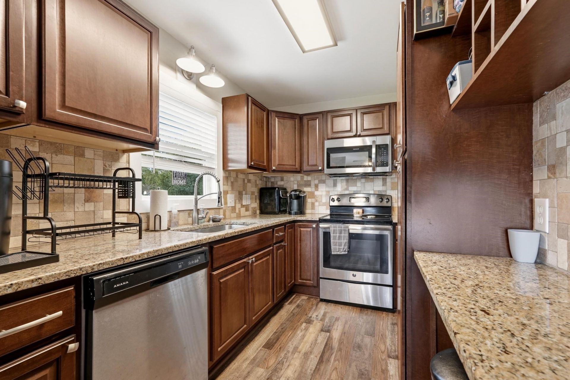 522 Lake Park Dr.  Photo 11