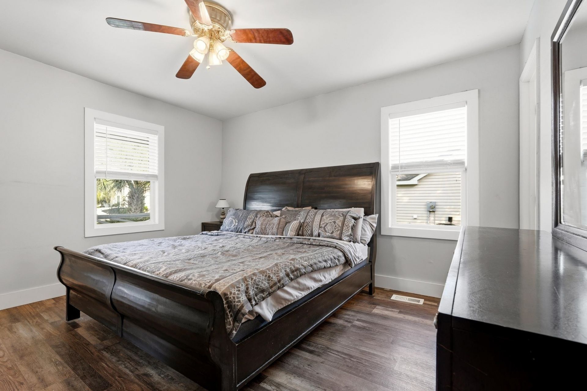 522 Lake Park Dr.  Photo 14
