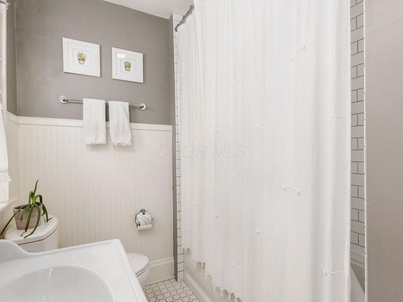 311 Chatham Road, Columbus, OH 43214 Photo 29
