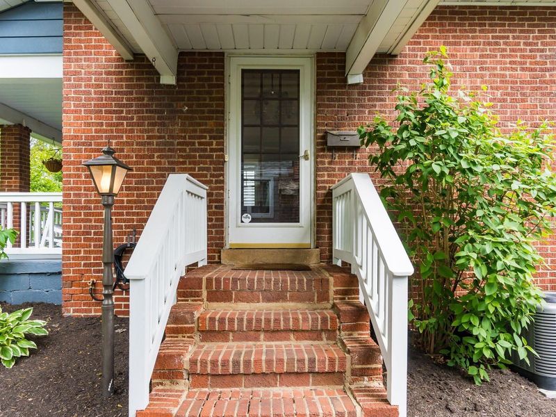 311 Chatham Road, Columbus, OH 43214 Photo 3
