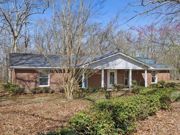 766 Bowling Alley Road , Manchester, TN 37355