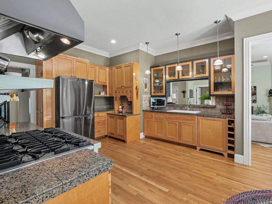 Property Image 16