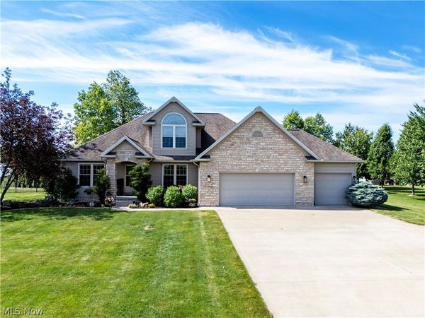 3434 York Road , Orrville, OH 44667