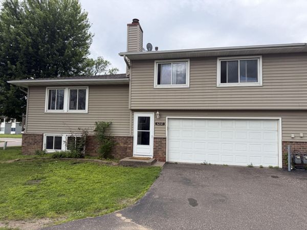 6232 64th Avenue N, Brooklyn Park, MN 55429