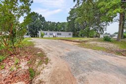 1519 Chestnut Road photo 4