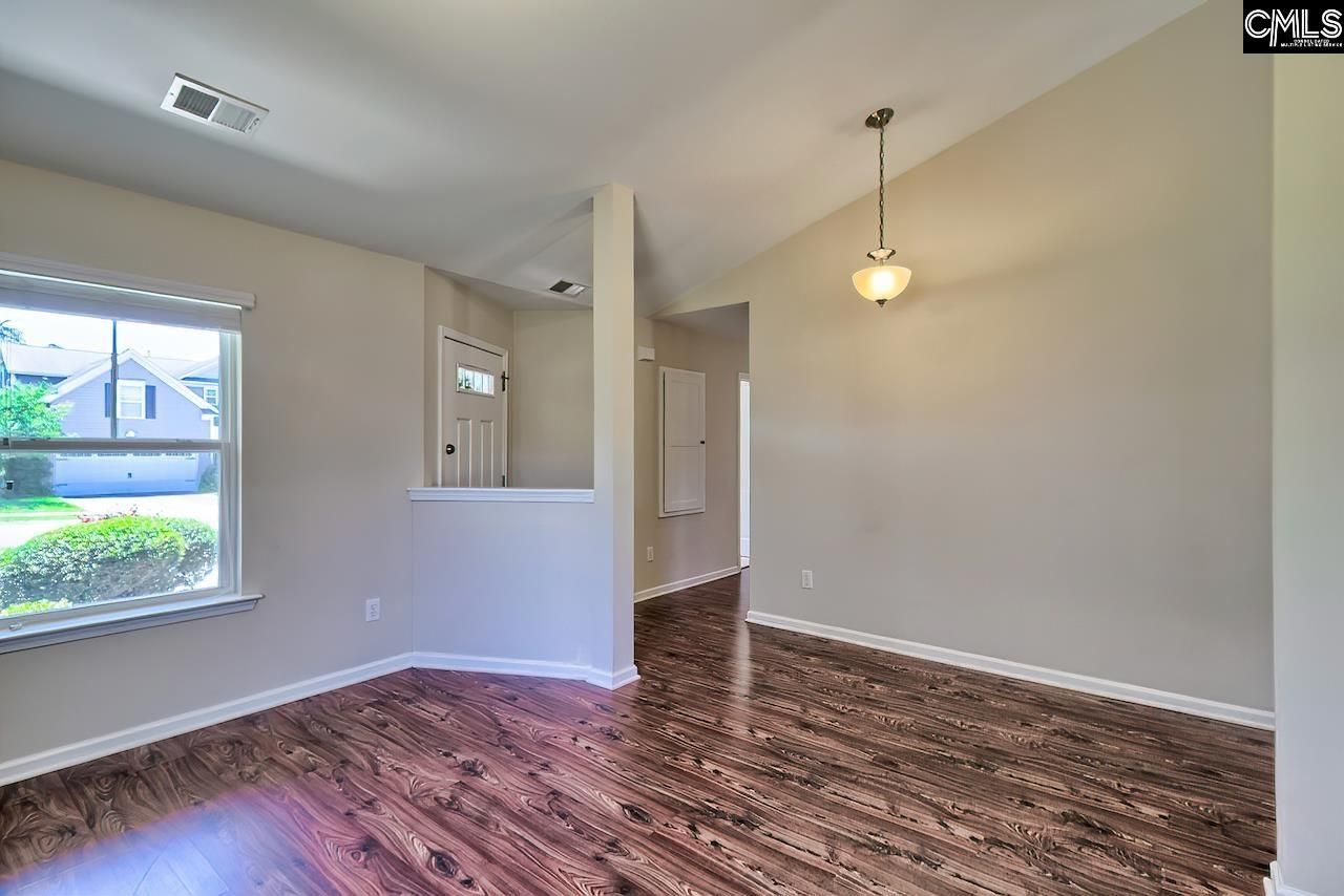 328 Baneberry Loop Photo 6