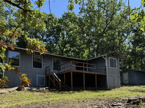 200 MC 129 , Oakland, AR 72661