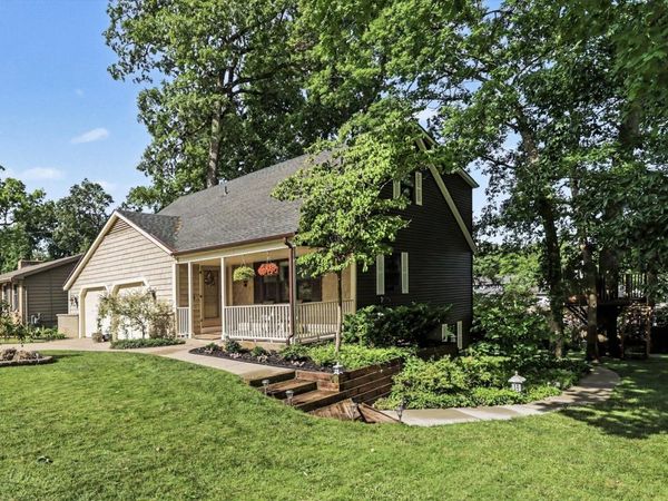 7618 Hampton Oaks Drive, Portage, MI 49024