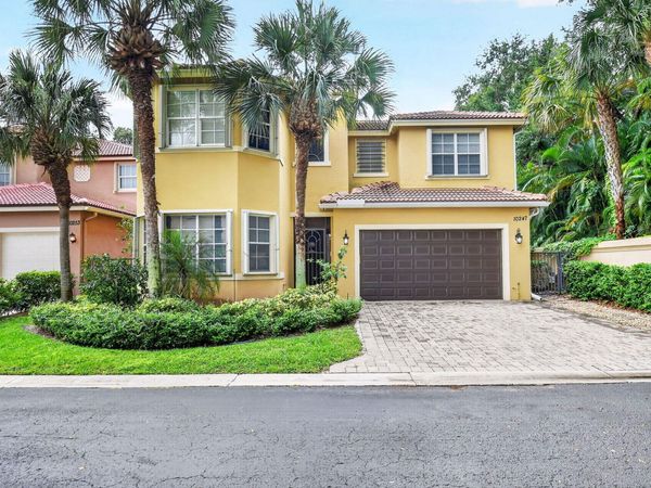 10247 Isle Wynd Court, Boynton Beach, FL 33437