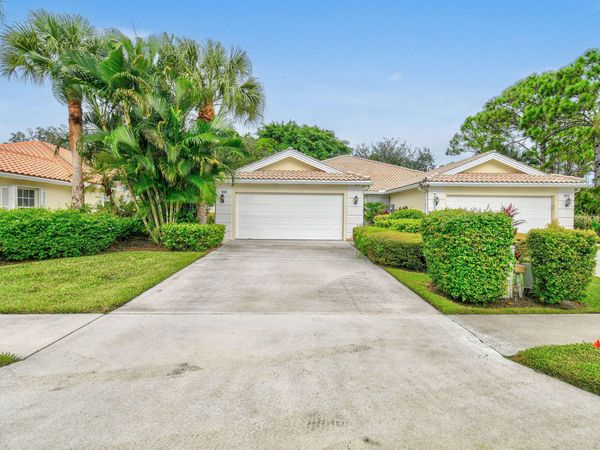 7880 SE Peppercorn Court, Hobe Sound, FL 33455