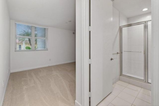 2650 Lake Shore Drive, Unit 106, Riviera Beach, FL 33404 Photo