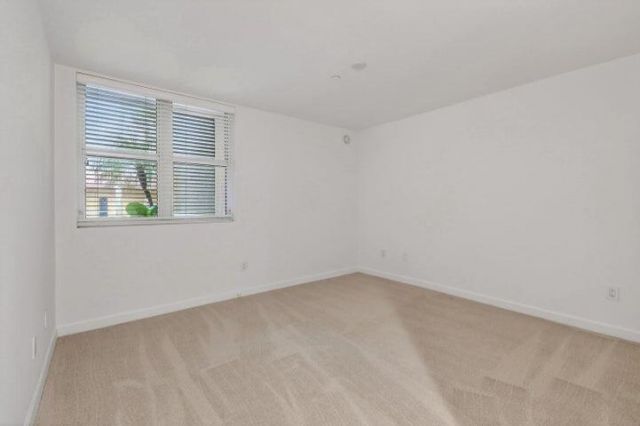 2650 Lake Shore Drive, Unit 106, Riviera Beach, FL 33404 Photo