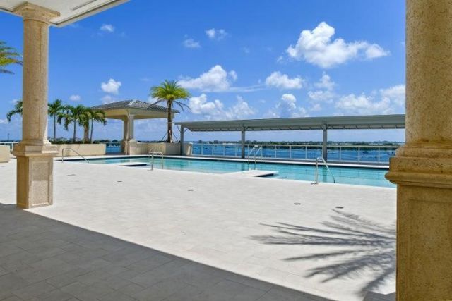 2650 Lake Shore Drive, Unit 106, Riviera Beach, FL 33404 Photo