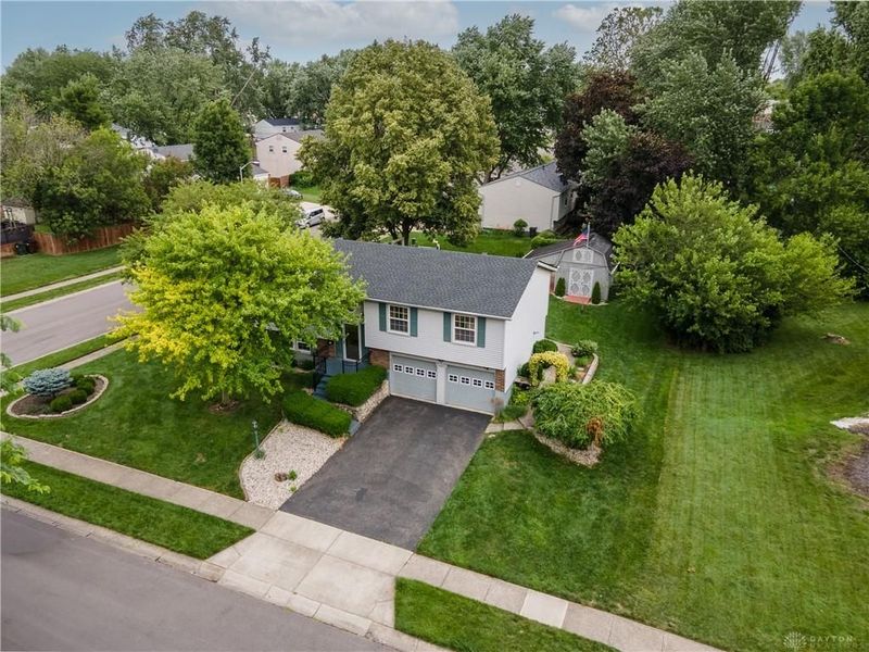 206 Brookwood Drive, Englewood, OH 45322 Photo 4