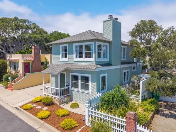216 2nd Street, Pacific Grove, CA 93950
