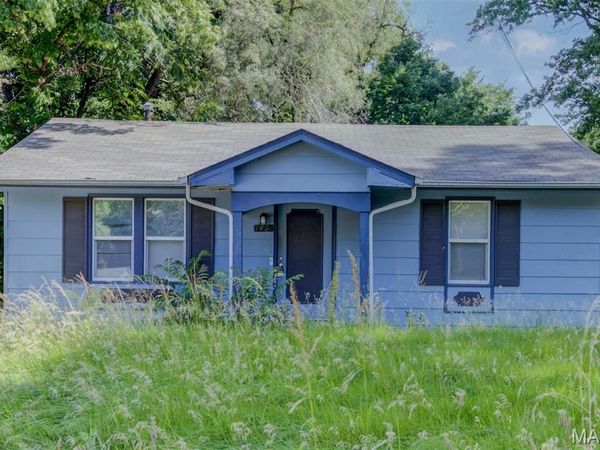 149 Flora Drive , St Louis, MO 63135