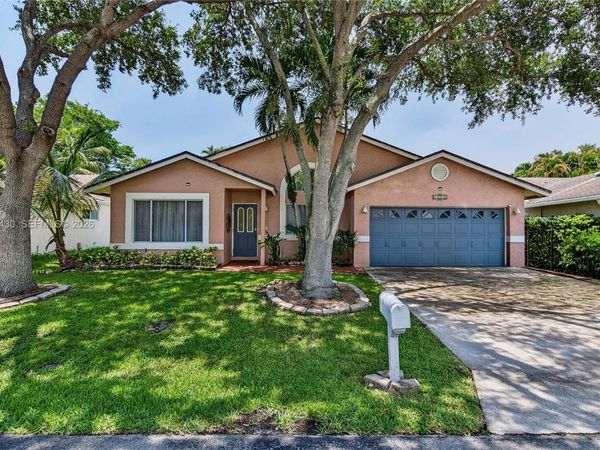 3623 NW 59th St , Coconut Creek, FL 33073
