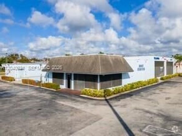 1771 S State Road 7, Fort Lauderdale, FL 33317