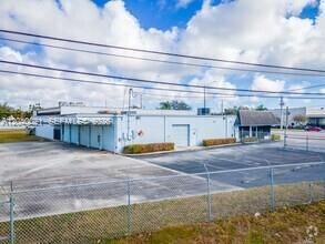 1771 S State Road 7, Fort Lauderdale, FL 33317 Photo