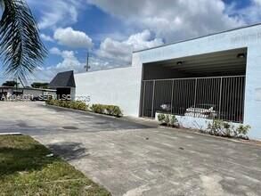 1771 S State Road 7, Fort Lauderdale, FL 33317 Photo