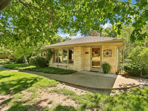 780 Michael DRIVE, Brookfield, WI 53045