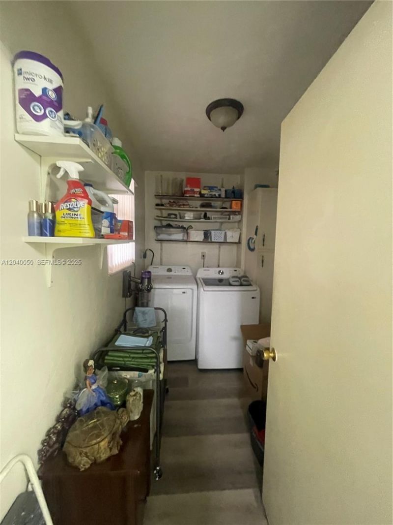 6945 W 2nd Way, Hialeah, FL 33014 Photo