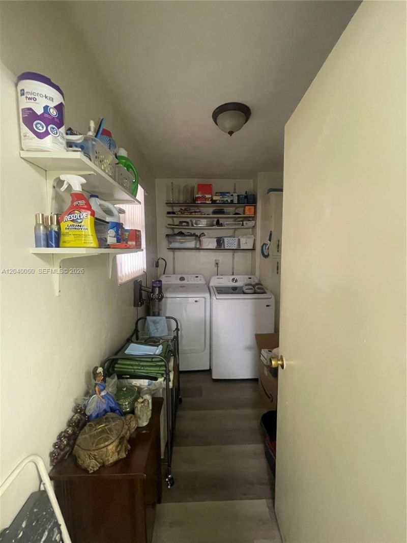 6945 W 2nd Way, Hialeah, FL 33014 Photo