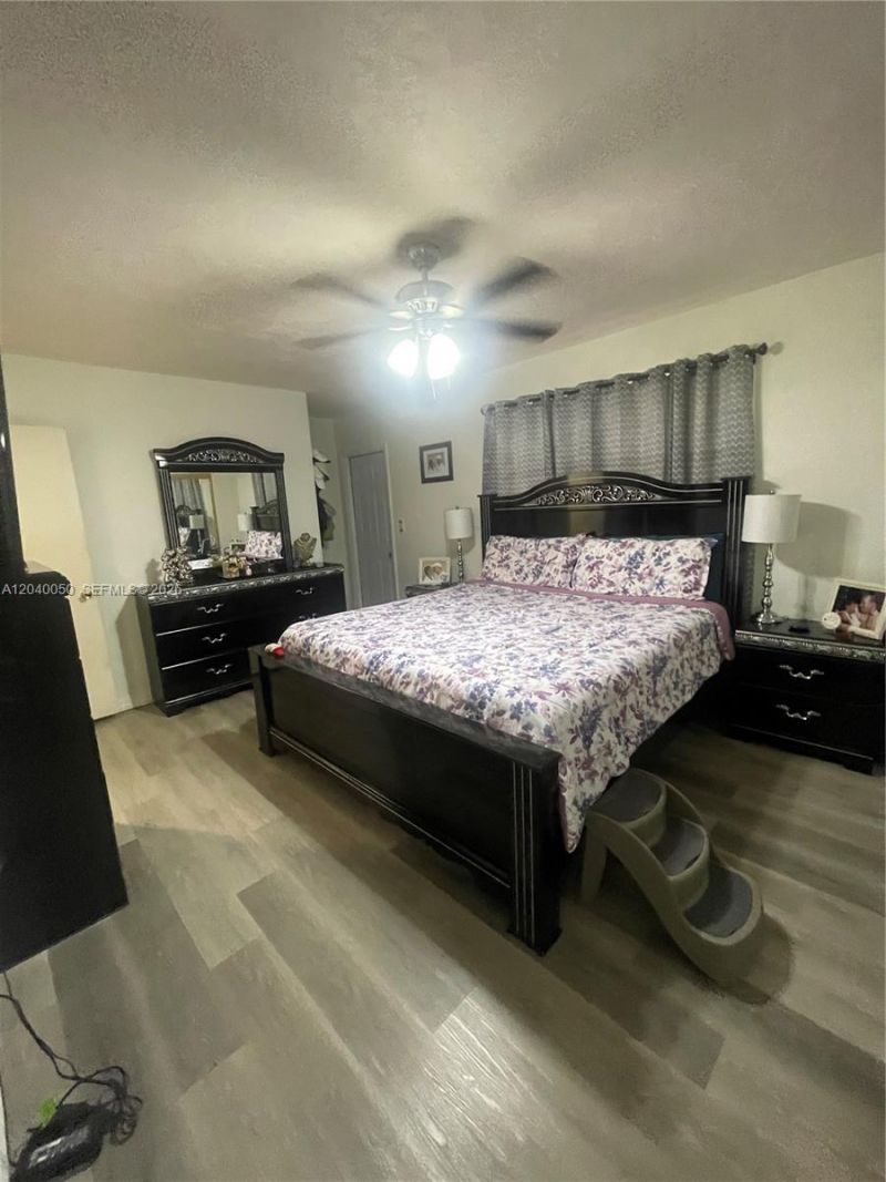 6945 W 2nd Way, Hialeah, FL 33014 Photo