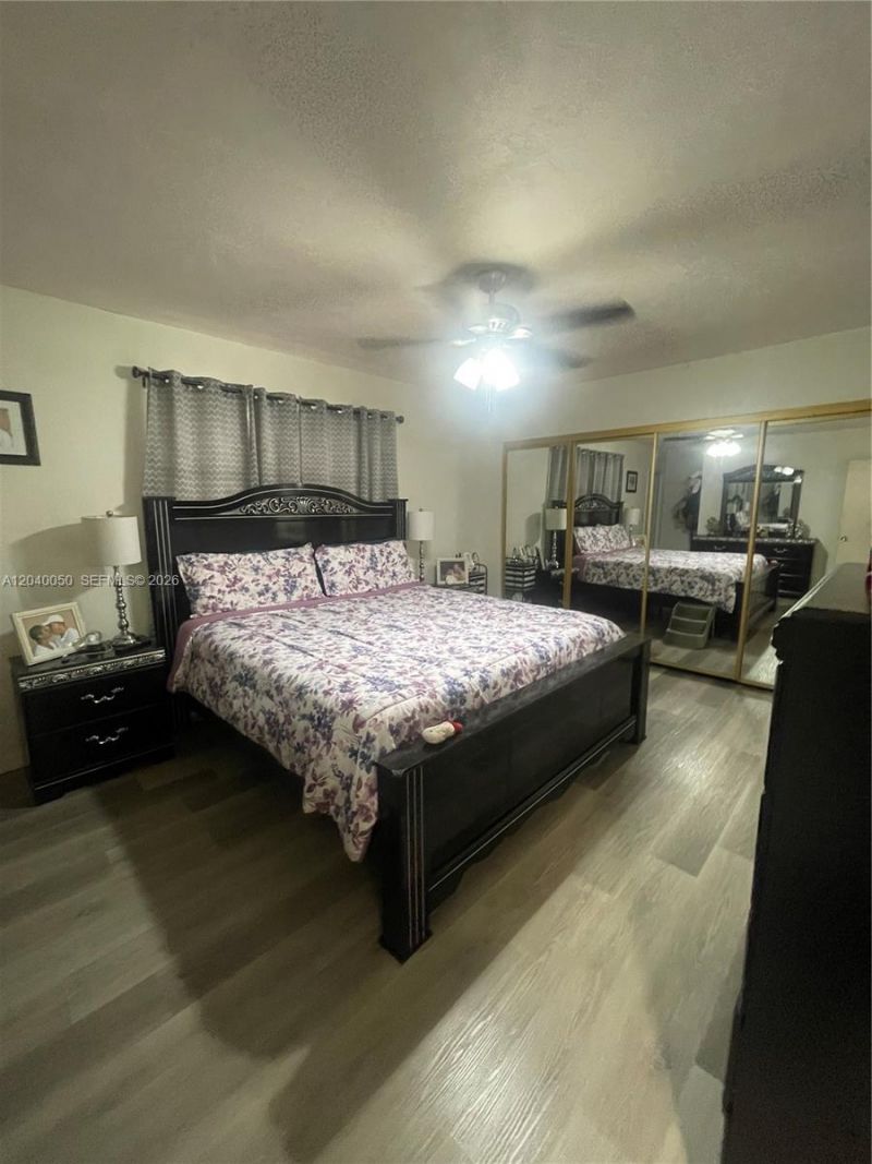 6945 W 2nd Way, Hialeah, FL 33014 Photo
