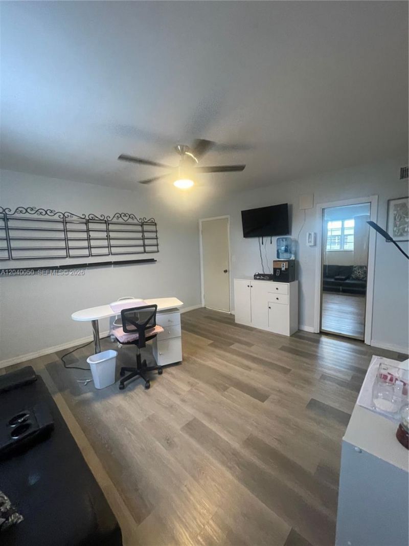 6945 W 2nd Way, Hialeah, FL 33014 Photo