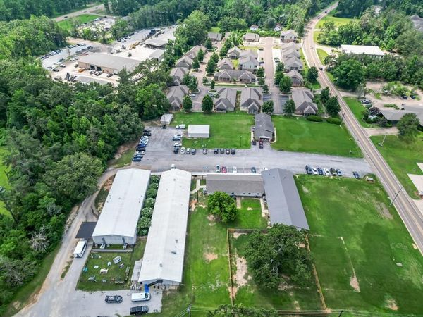 2885 South Lamar Blvd., Oxford, MS 38655