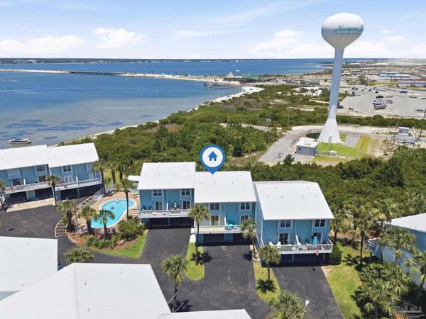 8522 Gulf Blvd, Unit 20, Navarre Beach, FL 32566