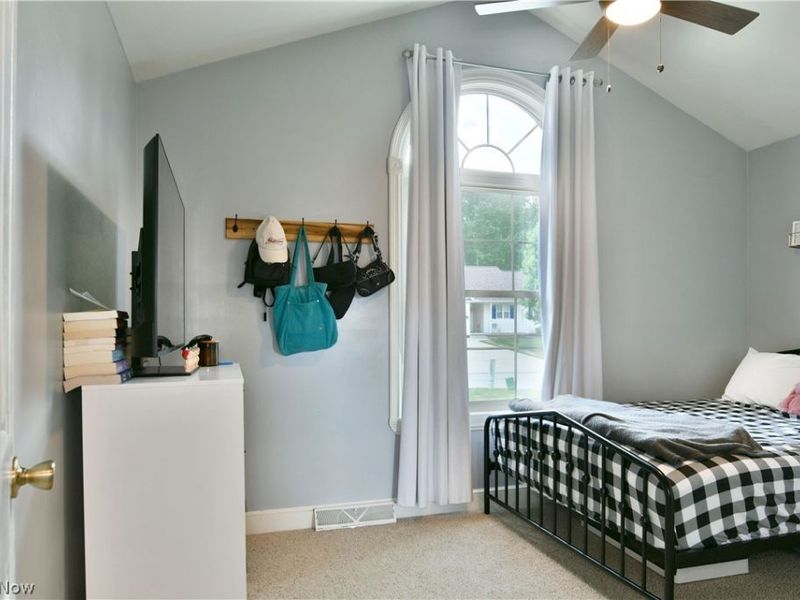 1458 Birch Run Drive NE, Warren, OH 44483 Photo 28