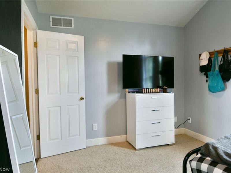 1458 Birch Run Drive NE, Warren, OH 44483 Photo 31