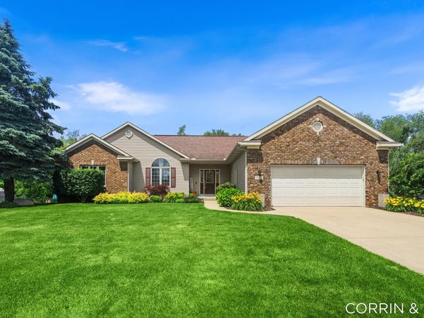 7027 Parlo Street SW, Byron Center, MI 49315
