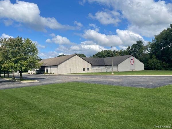 6317 Old Us 23 , Tyrone Twp, MI 48430