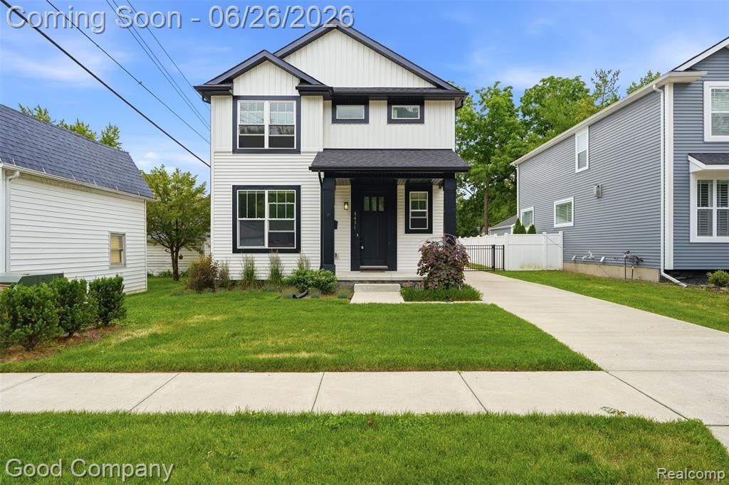 8431 Kenberton Drive , Oak Park, MI 48237 Main Photo