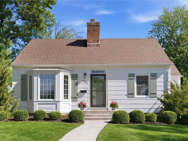 3020 W 47th Terrace, Westwood, KS 66205