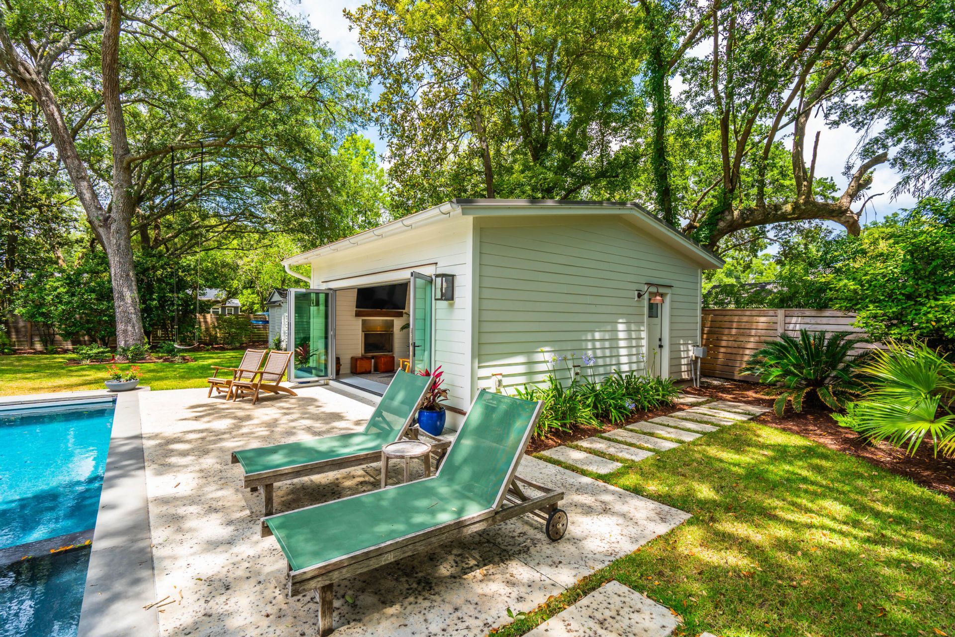 1035 Lakeview Drive Photo 60