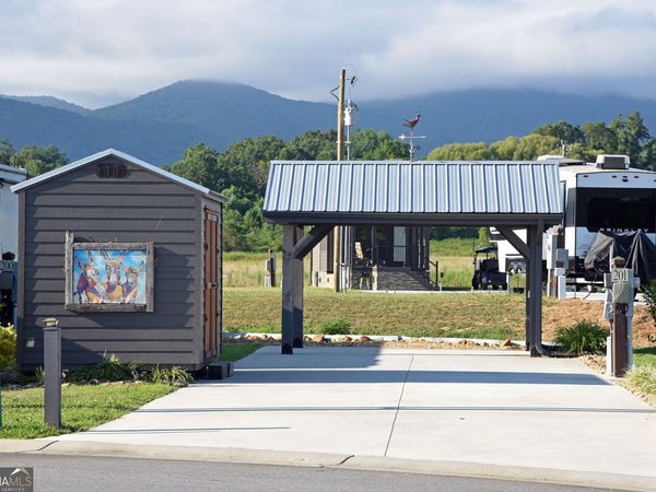 477 Mountain Creek Road, Blairsville, GA 30512
