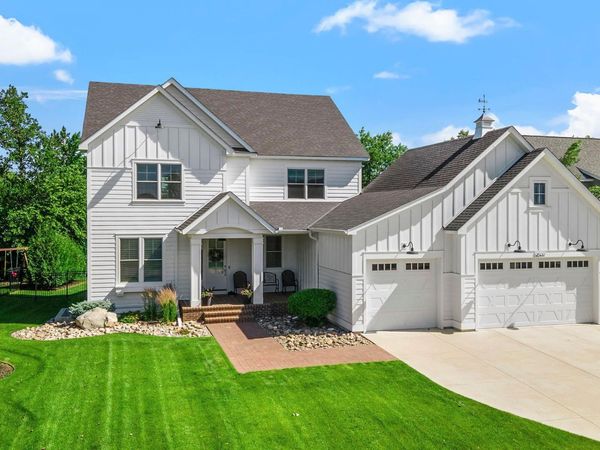 2522 Woods Drive , Victoria, MN 55386